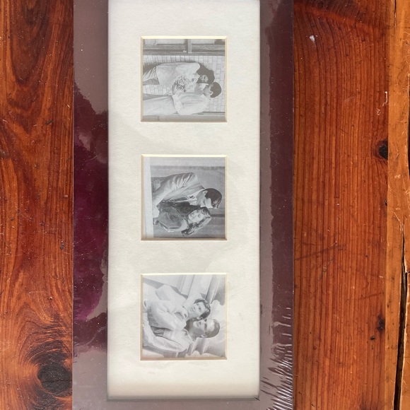 Picture frame - Picture 1 of 1